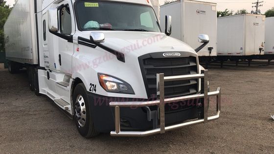 304 الفولاذ المقاوم للصدأ شاحنة دير الحرس اللون الفضي ل Freightliner كاسكاديا