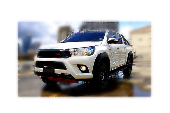 أضواء مدمجة تعمل بالشبكة الأمامية للسيارة Hilux Revo