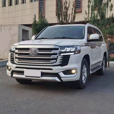 OEM الصانع بالجملة طقم هيكل السيارة لتويوتا لاند كروزر LC200 الترقية إلى LC300