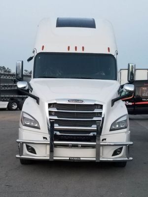 واقيات صدمات شاحنات نصف نقل قوية من مصنع Dongsui لحماية الغزلان لشاحنات Freightliner Cascadia For Volvo International Prostar Kenworth Peterbilt Mack Pinnacle